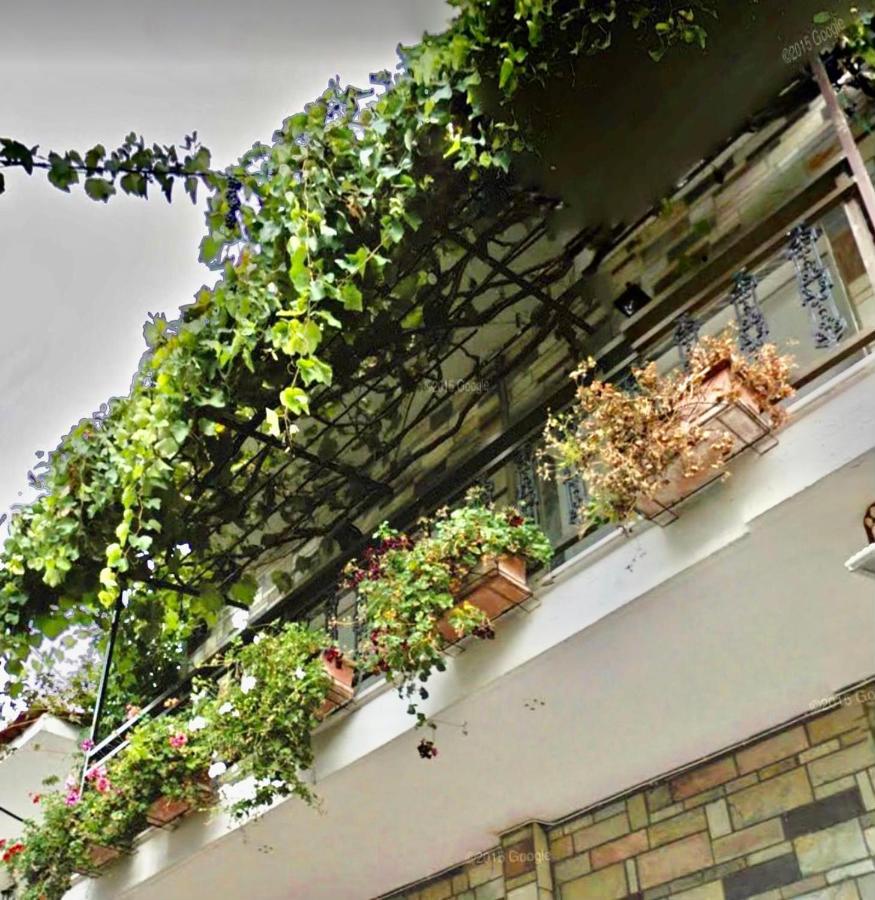 Onarhome Potos Exterior photo